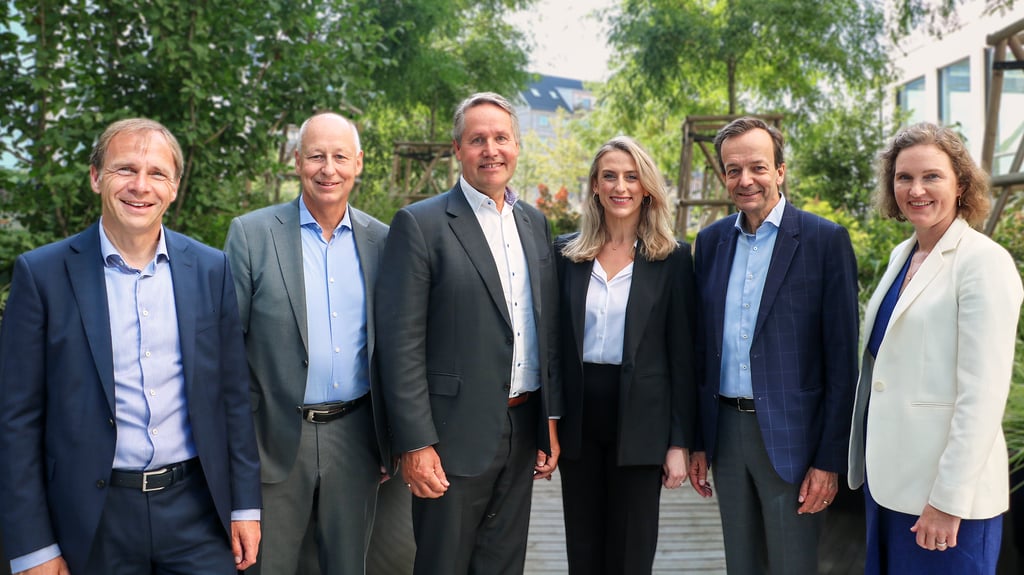 Jan Taschenberger, COO New Green Power and Gas (Uniper), Bert-Ove Johansson, Chief Project Officer/VP Projects (Liquid Wind), Johan Svenningsson, Country Chairman Uniper Sweden, Broghan Helgeson, Innovation Manager (Uniper), Claes Fredriksson, CEO & Founder (Liquid Wind), Emma Rönnmark, Chief Corporate Officer (Liquid Wind)