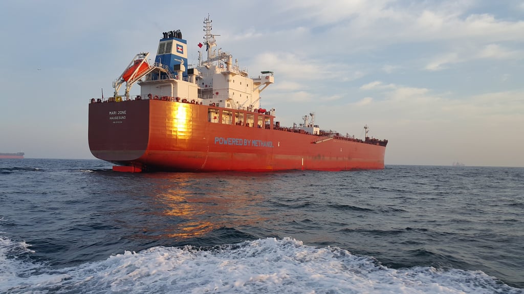 Methanol and eMethanol offer a smooth transition pathway to power large vessels and enable carbon neutral shipping.  